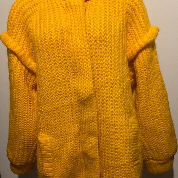 By GALLERY  Bright Yellow jkt size SMALL - Picture 6 of 12